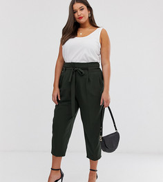 Суженные книзу строгие брюки укороченного кроя с поясом ASOS DESIGN Curve - Зеленый