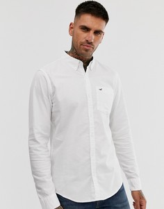 Белая приталенная оксфордская рубашка с карманом и логотипом Hollister - Белый