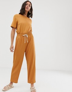 Фактурный комбинезон с завязкой на талии ASOS DESIGN - Бежевый