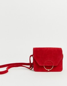 Замшевая сумка через плечо c застежкой-кольцом ASOS DESIGN - Красный