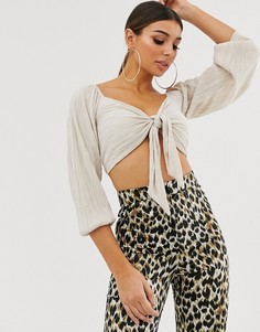 Плиссированный кроп-топ с завязкой спереди ASOS DESIGN - Кремовый