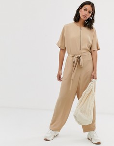Свободный комбинезон с молнией спереди ASOS DESIGN - Кремовый