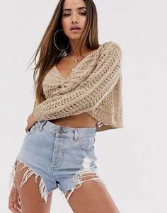 Вязаный джемпер с перекрученной отделкой In The Style - Светло-бежевый