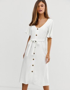 Фактурное чайное платье миди с поясом и пуговицами ASOS DESIGN - Белый