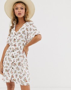 Чайное платье с пуговицами и цветочным принтом Miss Selfridge - Кремовый