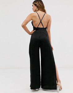 Атласный комбинезон на бретелях с широкими штанинами и разрезами ASOS DESIGN - Черный