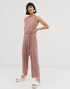 Плиссированный комбинезон без рукавов с поясом ASOS DESIGN - Розовый