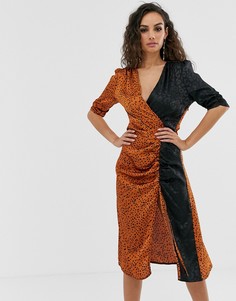 Присборенное платье миди с комбинированным леопардовым принтом Outrageous Fortune - Мульти