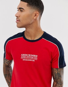 Красно-синяя футболка с логотипом Abercrombie & Fitch - Красный