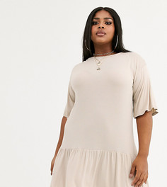 Эксклюзивное светло-бежевое платье-футболка с заниженной талией Boohoo Plus - Светло-бежевый