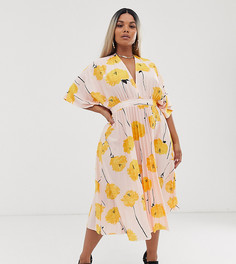 Платье-кимоно миди с маками и плиссировкой ASOS DESIGN Curve - Мульти
