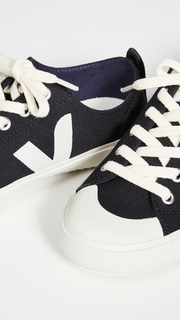 Veja Nova Sneakers