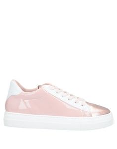 Низкие кеды и кроссовки Guess
