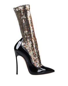 Полусапоги и высокие ботинки Casadei