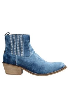 Полусапоги и высокие ботинки Guess