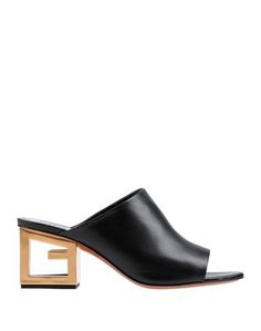 Сандалии Givenchy
