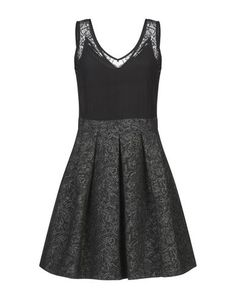 Короткое платье Naf Naf