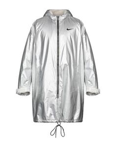 Легкое пальто Nike