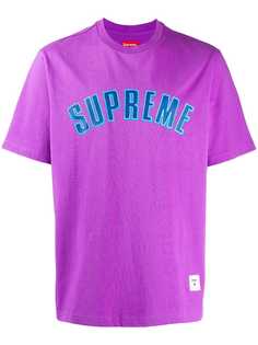 Supreme футболка с логотипом