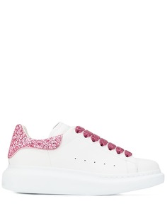 Alexander McQueen массивные кроссовки с блестками