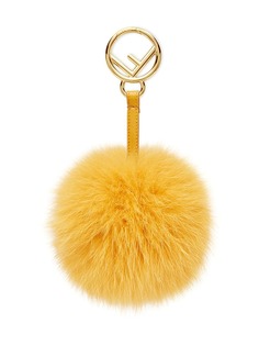 Fendi брелок с помпонами