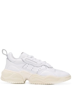 Adidas кроссовки на шнуровке