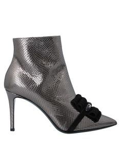 Полусапоги и высокие ботинки Pollini
