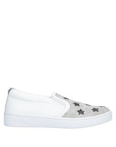 Низкие кеды и кроссовки Guess
