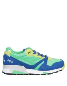 Низкие кеды и кроссовки Diadora