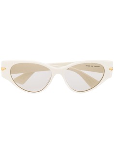Bottega Veneta Eyewear солнцезащитные очки в массивной оправе кошачий глаз