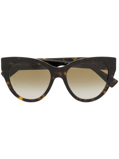 Gucci Eyewear солнцезащитные очки в массивной оправе кошачий глаз