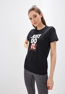 Футболка спортивная Nike