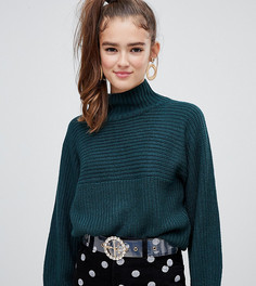 Темно-зеленый oversize-джемпер в рубчик с высоким воротом Monki - Зеленый