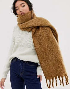 Двухцветный длинный пушистый шарф с кисточками ASOS DESIGN - Коричневый