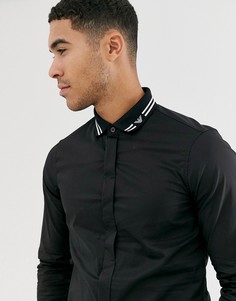 Черная узкая рубашка с контрастным логотипом Emporio Armani - Черный