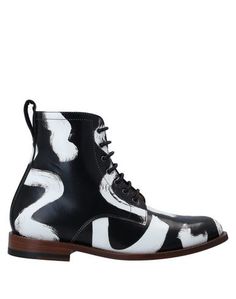 Полусапоги и высокие ботинки Vivienne Westwood