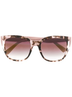 Valentino Eyewear солнцезащитные очки в массивной оправе с логотипом и заклепками
