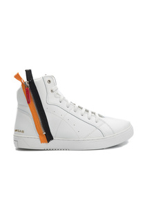 gumshoes Gas
