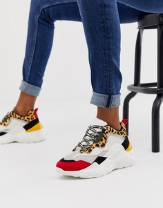 Белые кроссовки на массивной подошве со звериной отделкой Steve Madden Antonia - Мульти