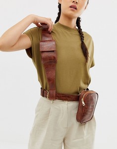 Сумка-кошелек в стиле милитари с ремешком через плечо и крокодиловым узором ASOS DESIGN - Рыжий