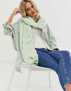 Зеленый легкий длинный шарф с необработанным краем ASOS DESIGN - Зеленый