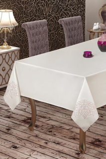 Скатерть с вышивкой 160х160 см Karna