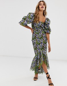 Платье с вырезным узором и вышивкой ASOS EDITION - Мульти