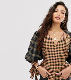 Топ в клетку с длинными рукавами и V-образным вырезом ASOS DESIGN Tall - Мульти
