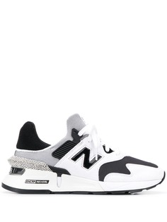 New Balance кроссовки на шнуровке