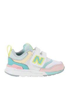 Низкие кеды и кроссовки New Balance
