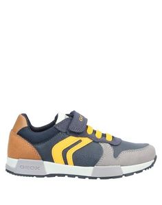 Низкие кеды и кроссовки Geox