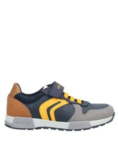 Низкие кеды и кроссовки Geox