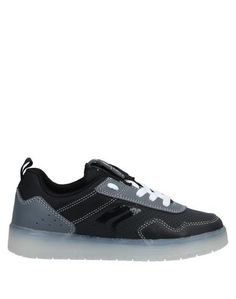 Низкие кеды и кроссовки Geox