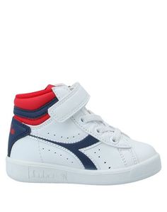 Низкие кеды и кроссовки Diadora